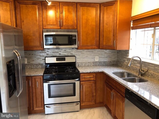 Foto del edificio - 14210 Autumn Cir