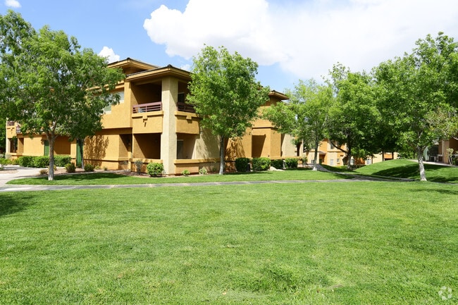 Building Photo - Canyon Villas Apartments
