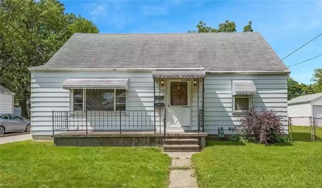 Building Photo - 1601 Lawnview Ave