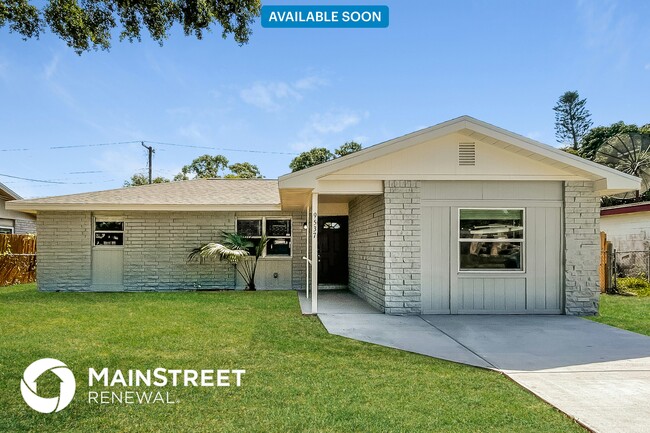 Building Photo - 9537 Groveland St