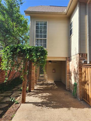 Foto del edificio - 6241 Park Meadow Ln