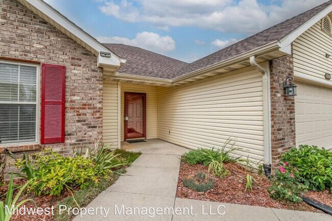 Building Photo - 3 br, 2 bath House - 3301 Crow Ct