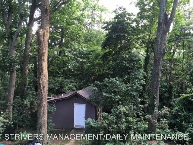 Foto principal - Studio, 1 bath House - 231 east highland ave