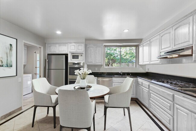Spacious Kitchen w/ new appliances - 6205 Frondosa Dr