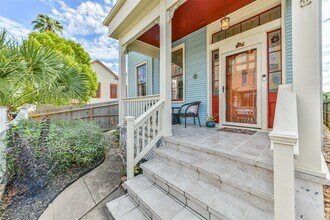 Building Photo - 1121 Market St