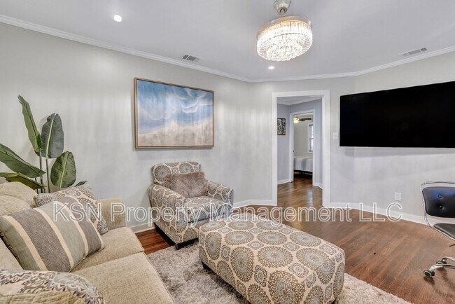 Foto del edificio - 1305 E 32nd St