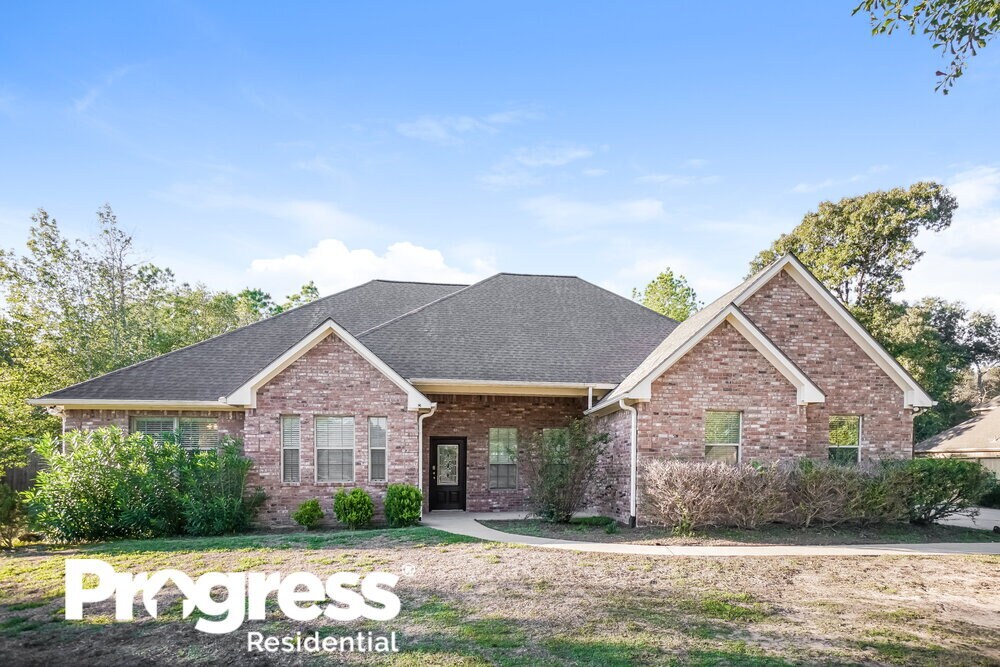 Foto principal - 16109 McQueen Rd