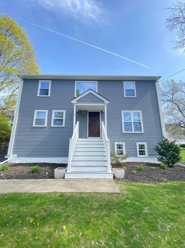Building Photo - 6 Highland Ave