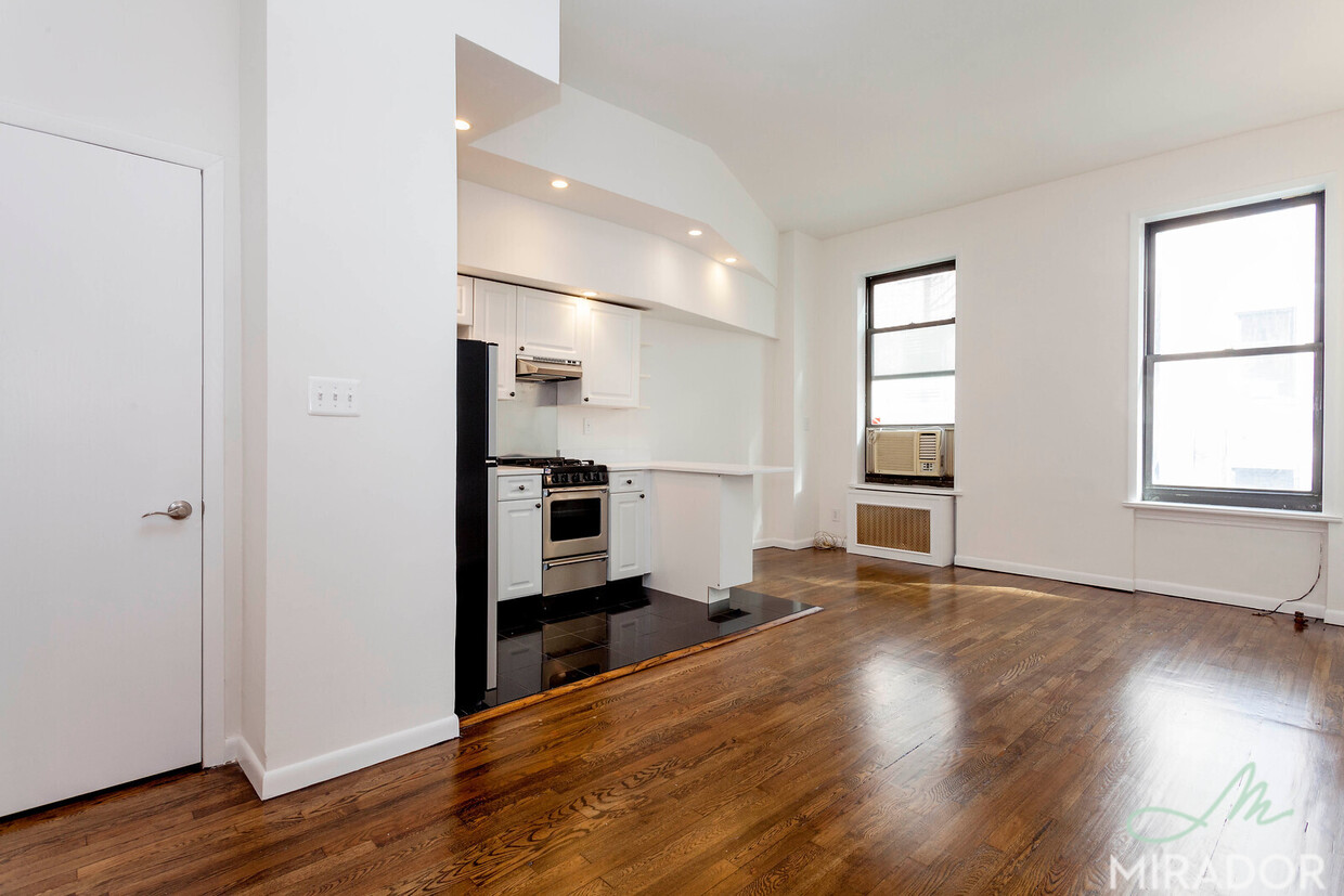 39 W 16th St Unit 3F, New York, NY 10011 - Room for Rent in New York ...