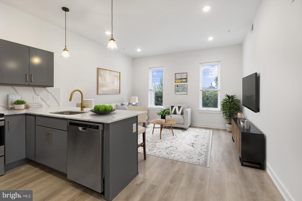 Foto principal - 2046 E Lehigh Ave