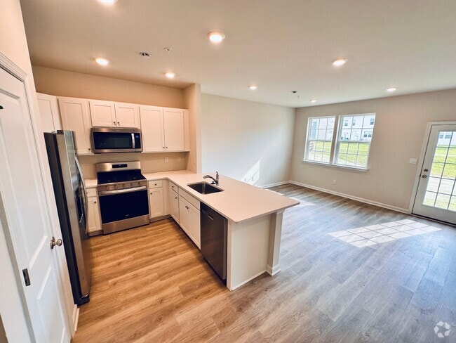 Building Photo - 1216 Susan Cir