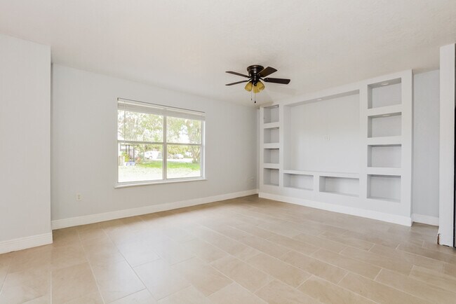Foto del edificio - 1810 Redding Pl