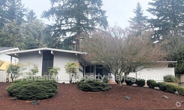 Building Photo - 3245 NW Norwood Dr