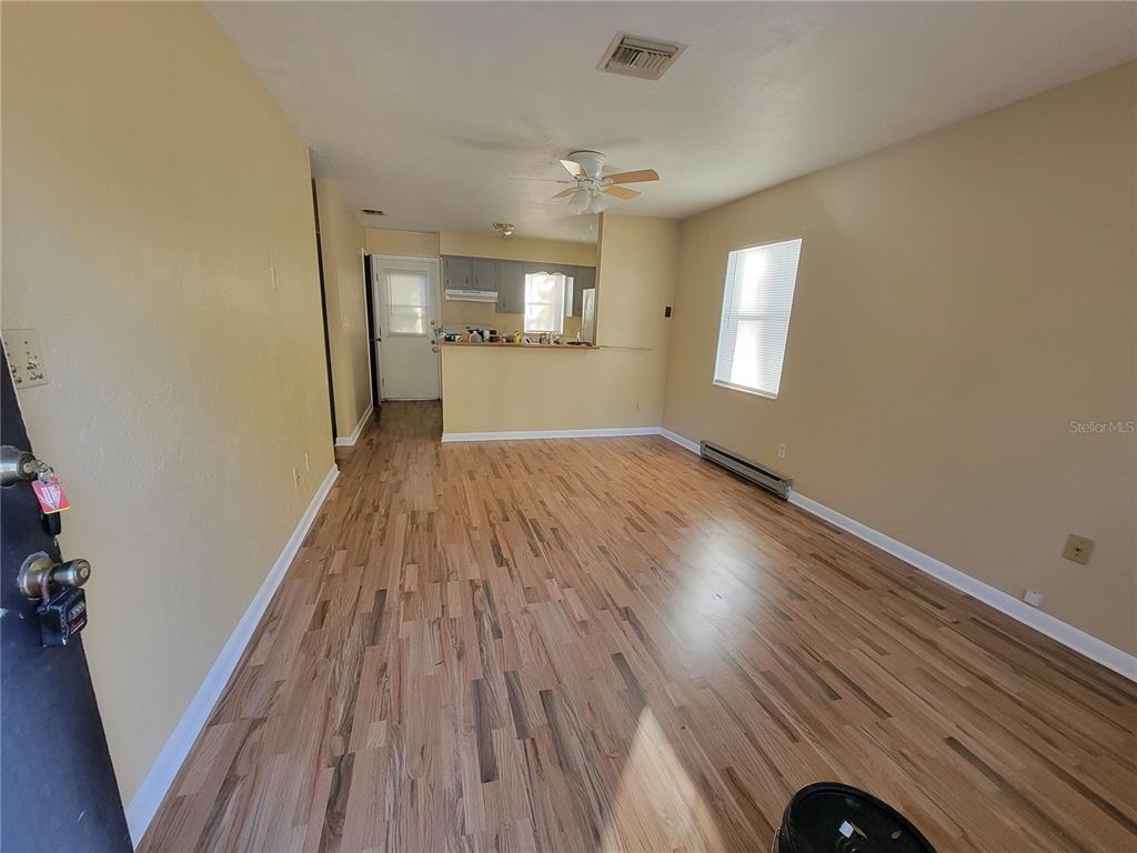 Foto del edificio - 3443 NE 10TH St