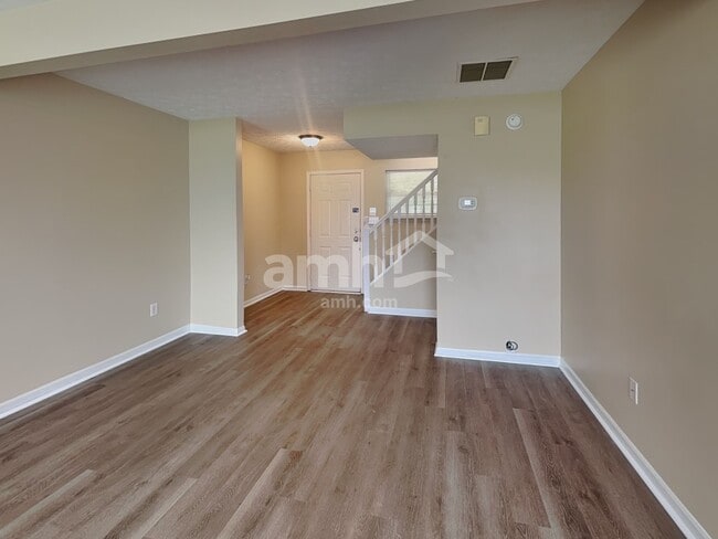 Building Photo - 6763 Wimbledon Dr