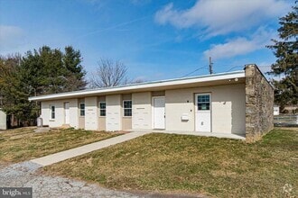 Building Photo - 793 Wollaston Rd