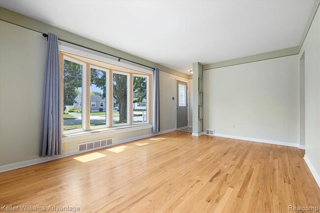 Foto del edificio - 1023 Amelia St