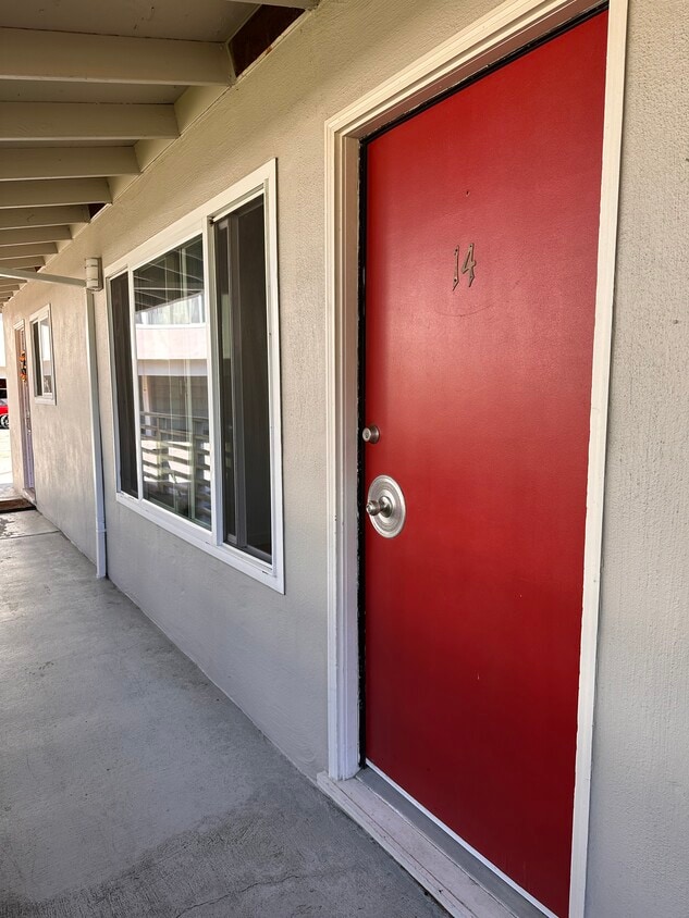 Front door - 2850 Sneath Ln