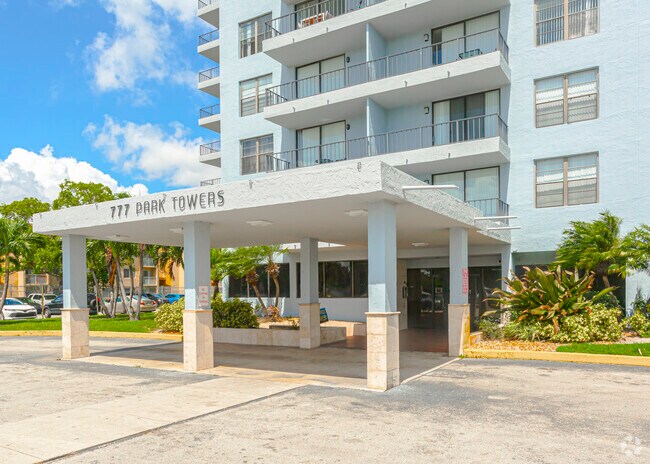 Park Towers Apartments Apartments Miami, FL