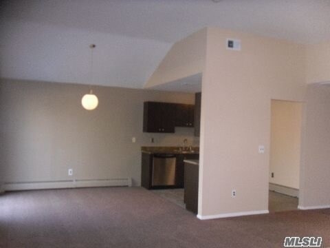 Building Photo - 45 Ava Ct