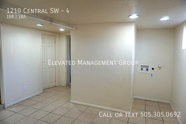 Foto del edificio - 1210 Central Ave SW