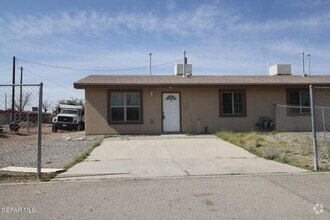 Building Photo - 9145 Begonia Pl