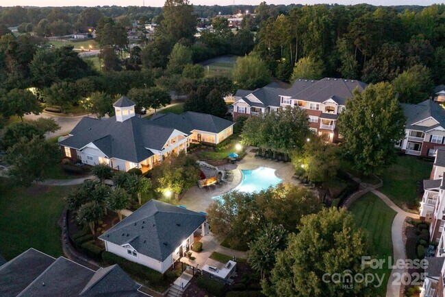 Foto del edificio - 117 Abberly Green Blvd