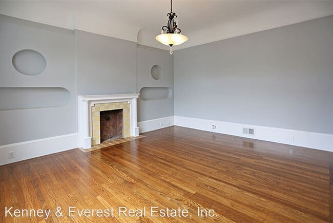 Building Photo - 4 br, 2 bath House - 565 3rd Avenue