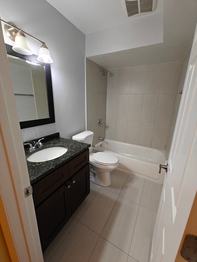 Foto del edificio - 2600 Brookwood Way Dr