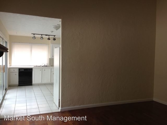 Foto del edificio - 3 br, 2.5 bath House - 1 Chantilly Court