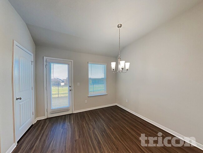 Building Photo - 441 Otto Ave