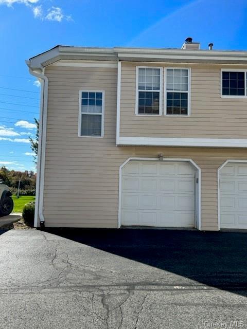 Foto del edificio - 3312 Whispering Hills Dr