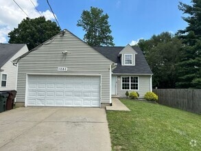 Building Photo - 1080 Beechmeadow Ln