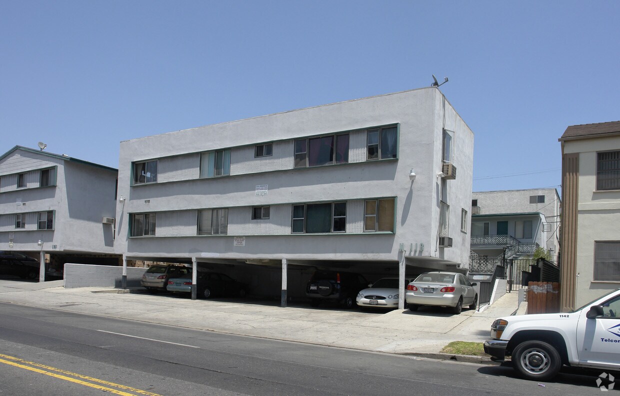 Primary Photo - 118 N Normandie Ave