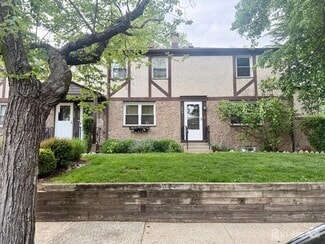 Building Photo - 284 Newman St