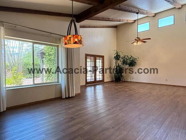 Building Photo - Stunning Two Bedroom with Den
