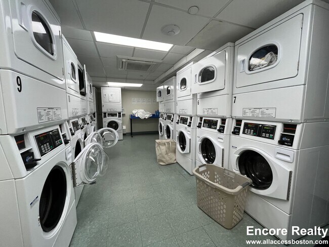 Foto del edificio - 24 Chauncy St