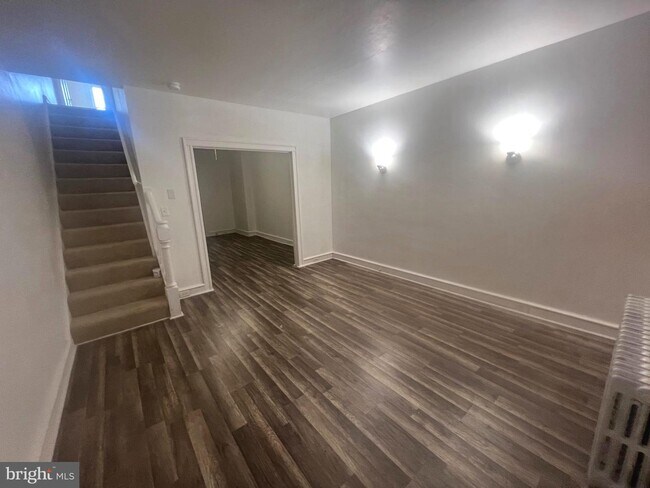 Foto del edificio - 1041 N Kenwood Ave