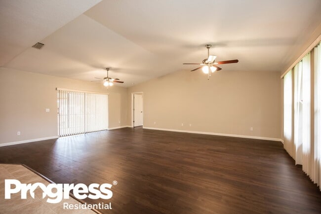 Foto del edificio - 1320 SE 2nd St