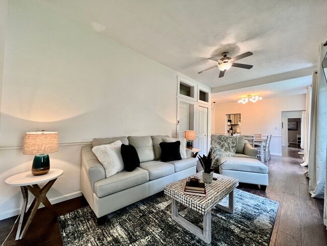 Building Photo - 1 Bd Hide away Historic Dayton, Oh Oregon District