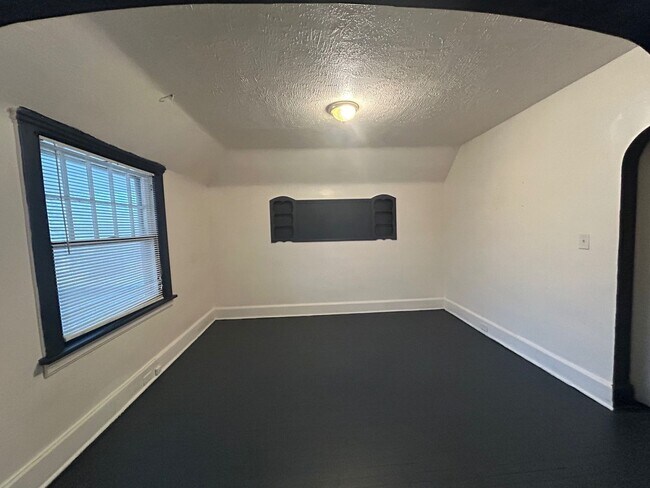 Foto del edificio - 3487 W 100th St