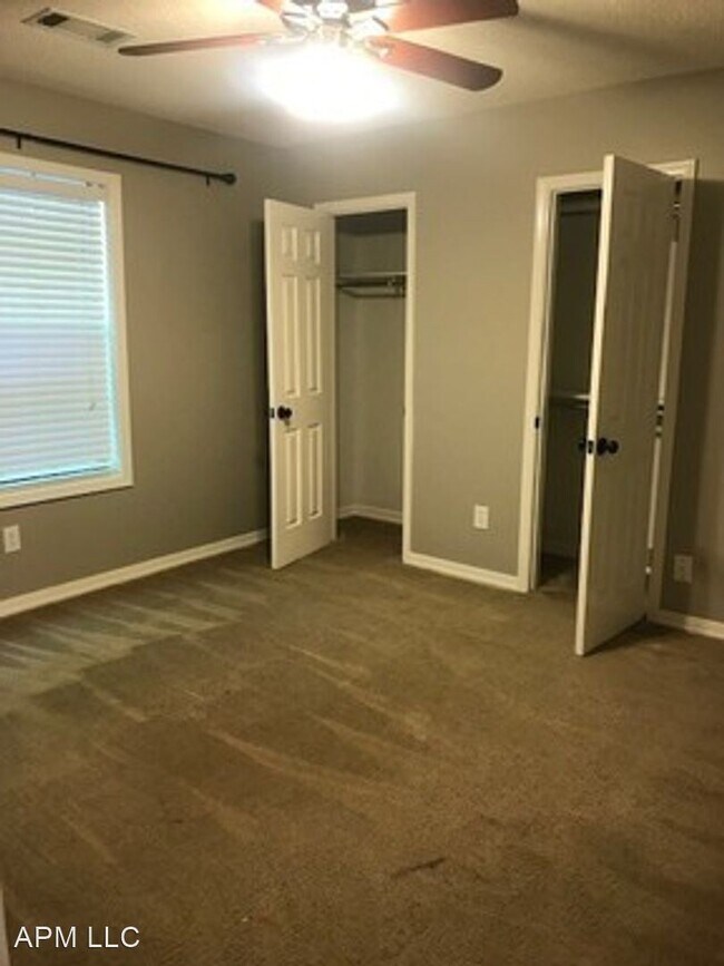 Building Photo - 3 br, 2 bath House - 406 Crystal Dr