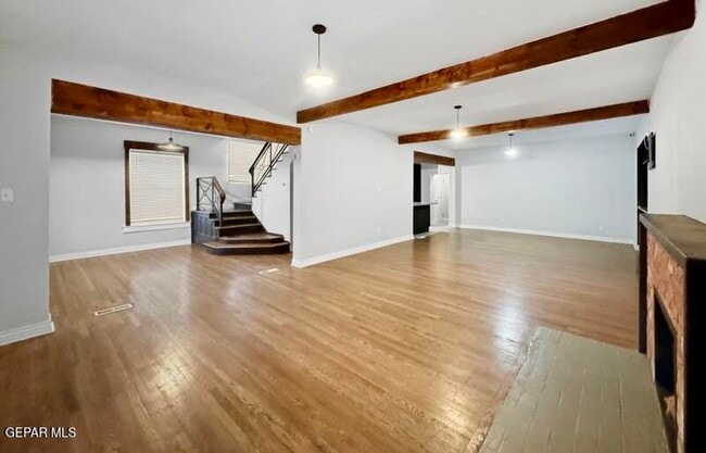 Foto del edificio - 1305 E Rio Grande Ave