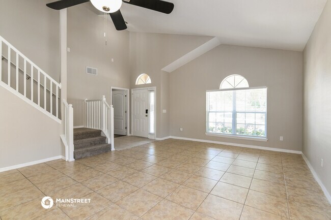 Building Photo - 678 Sandy Ridge Dr