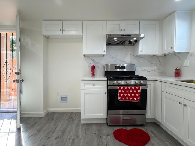 Foto del edificio - 5970 Locust Ave