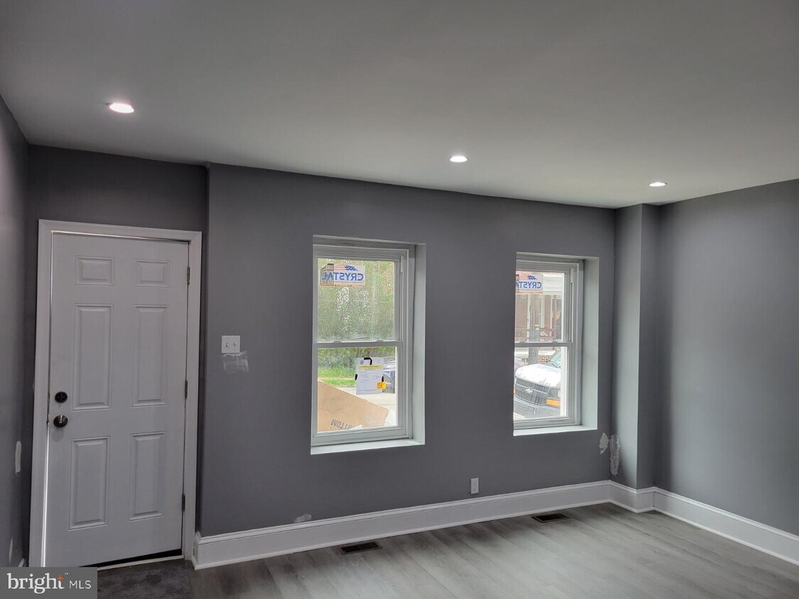 Foto principal - 643 Sandy St