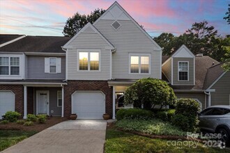 Building Photo - 9022 Roseton Ln