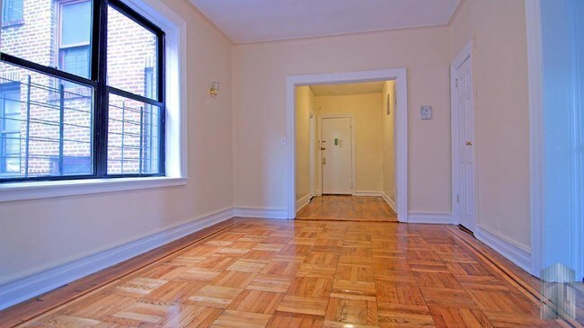 Building Photo - 1629 Walton Ave