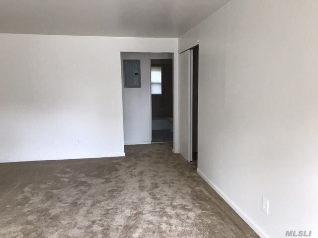 Foto del edificio - 3547 Great Neck Rd