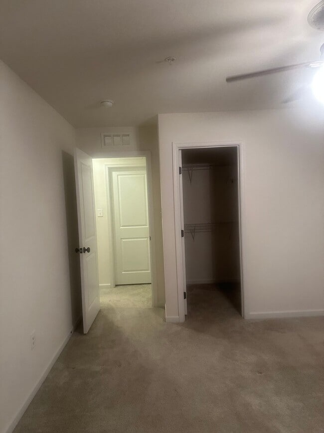 Foto del edificio - 5180 Mudville Ln